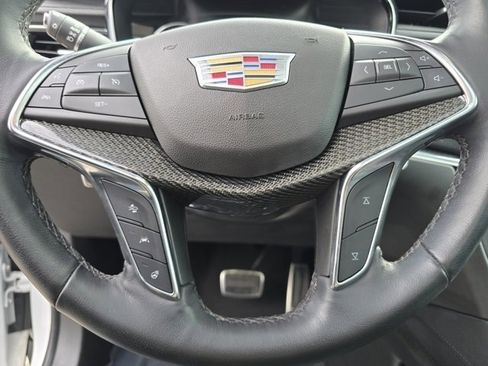Used 2022 Cadillac XT5 Sportv image 43