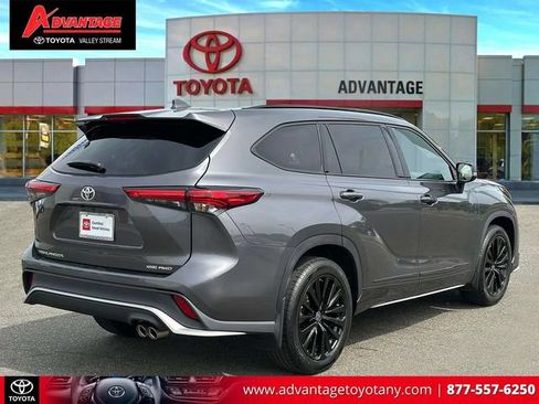 Used 2023 Toyota Highlander XSE AWD/4WD image 7