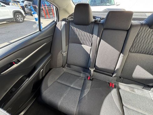 Used 2025 Toyota Camry LE image 39