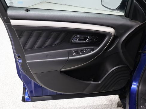 Used 2013 Ford Taurus SEL image 13