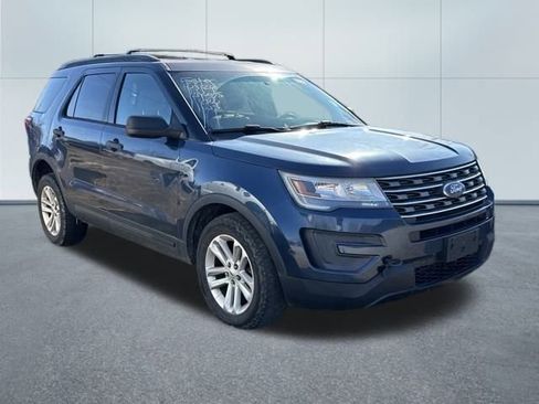 Used 2016 Ford Explorer 4WD image 2