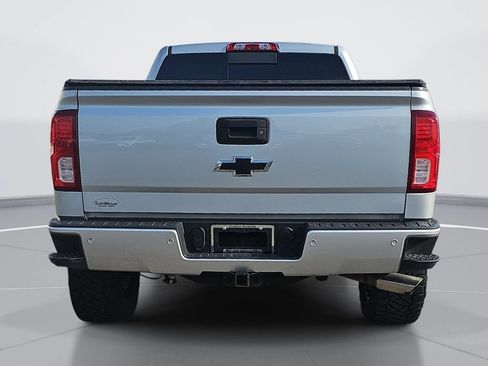 Used 2018 Chevrolet Silverado 1500 LTZ Z71 w/ LTZ Plus Package AWD/4WD image 5