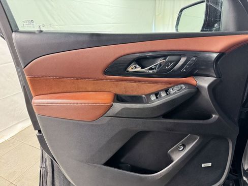 Used 2018 Chevrolet Traverse High Country w/ LPO, Floor Liner Package AWD/4WD image 14