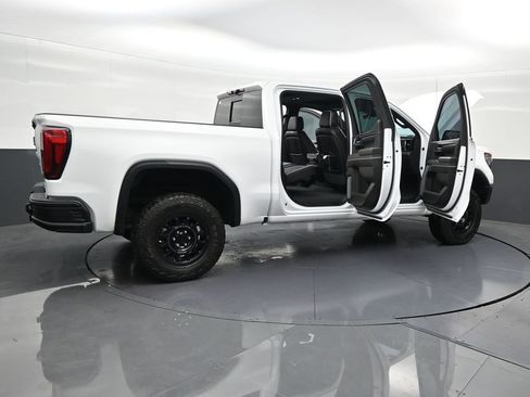 Used 2024 GMC Sierra 1500 AT4X w/ AT4X AEV Edition AWD/4WD image 31