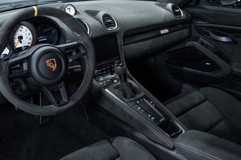 Used 2023 Porsche 718 Cayman GT4 RS RWD image 48