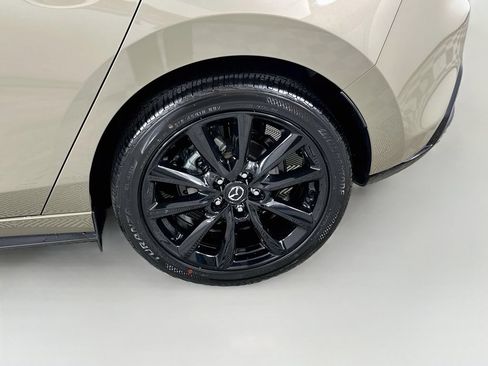 Certified 2025 MAZDA MAZDA3 Carbon AWD/4WD image 24