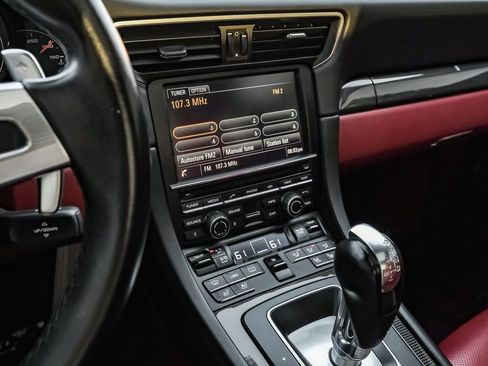 Used 2015 Porsche 911 Turbo S image 23