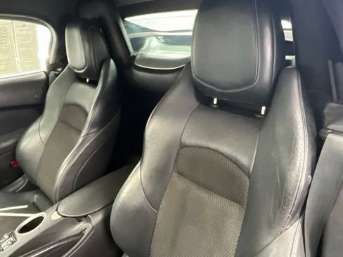 Used 2010 Nissan 370Z Touring RWD image 5