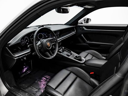 Used 2024 Porsche 911 Carrera S w/ Premium Package image 30