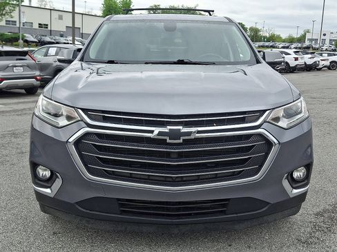 Used 2018 Chevrolet Traverse LT w/ LPO, Cargo Package AWD/4WD image 2