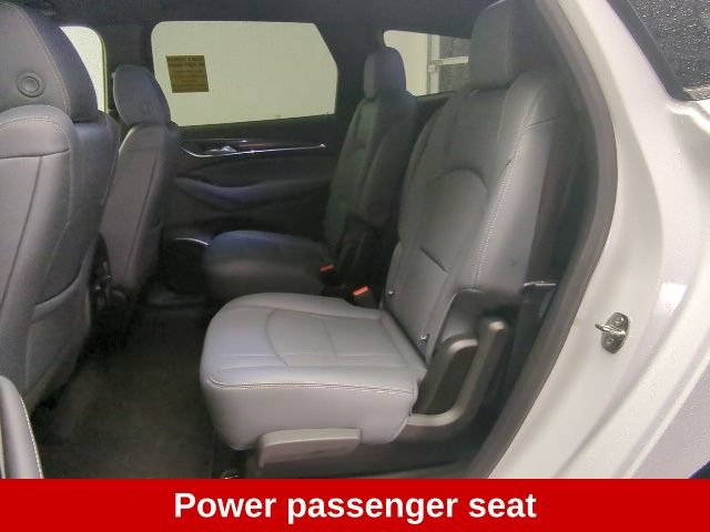 Used 2023 Buick Enclave Essence FWD image 30
