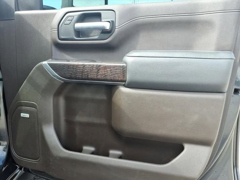 Used 2023 GMC Sierra 2500 Denali w/ Denali Ultimate Package image 13