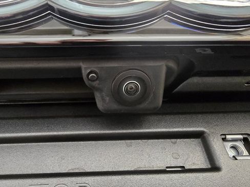 New 2026 Audi Q8 Prestige image 9