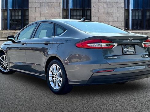 Used 2020 Ford Fusion SE FWD image 10