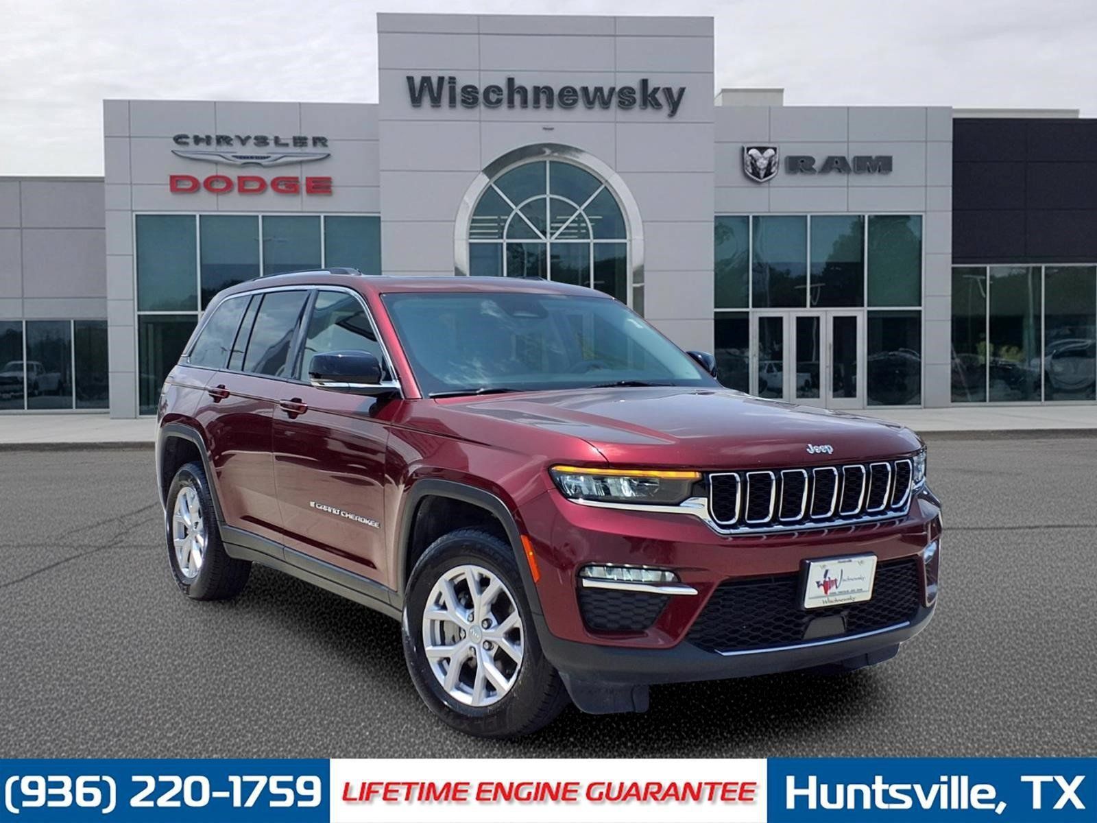 Used 2022 Jeep Grand Cherokee Limited AWD/4WD image 1