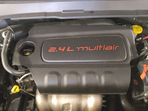 Used 2019 Jeep Compass Latitude FWD image 30
