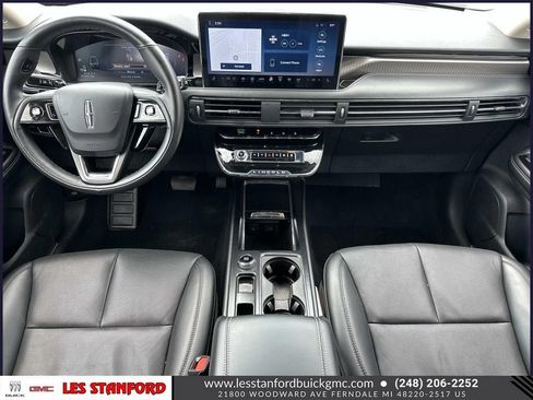 Used 2023 Lincoln Corsair Reserve w/ Jet Appearance Package AWD/4WD image 14