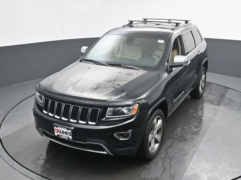 Used 2014 Jeep Grand Cherokee Limited w/ Trailer Tow Group IV image 37