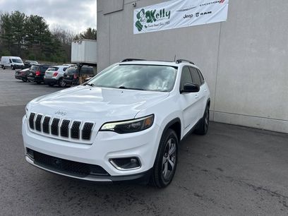 Used 2022 Jeep Cherokee Limited w/ Mopar Interior Package