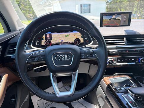 Used 2019 Audi Q7 3.0T Premium Plus AWD/4WD image 13