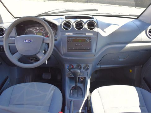 Used 2012 Ford Transit Connect XL FWD image 13