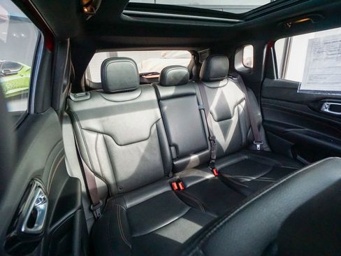 Used 2022 Jeep Compass Limited w/ (RED) Package image 35