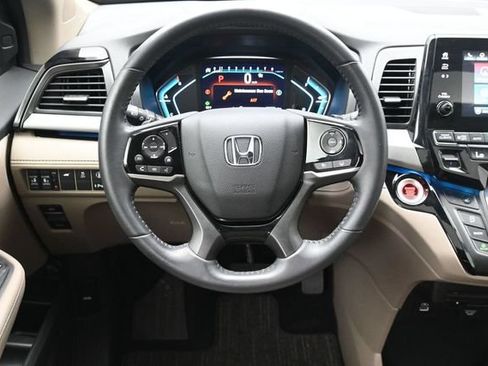 Used 2024 Honda Odyssey Touring image 27