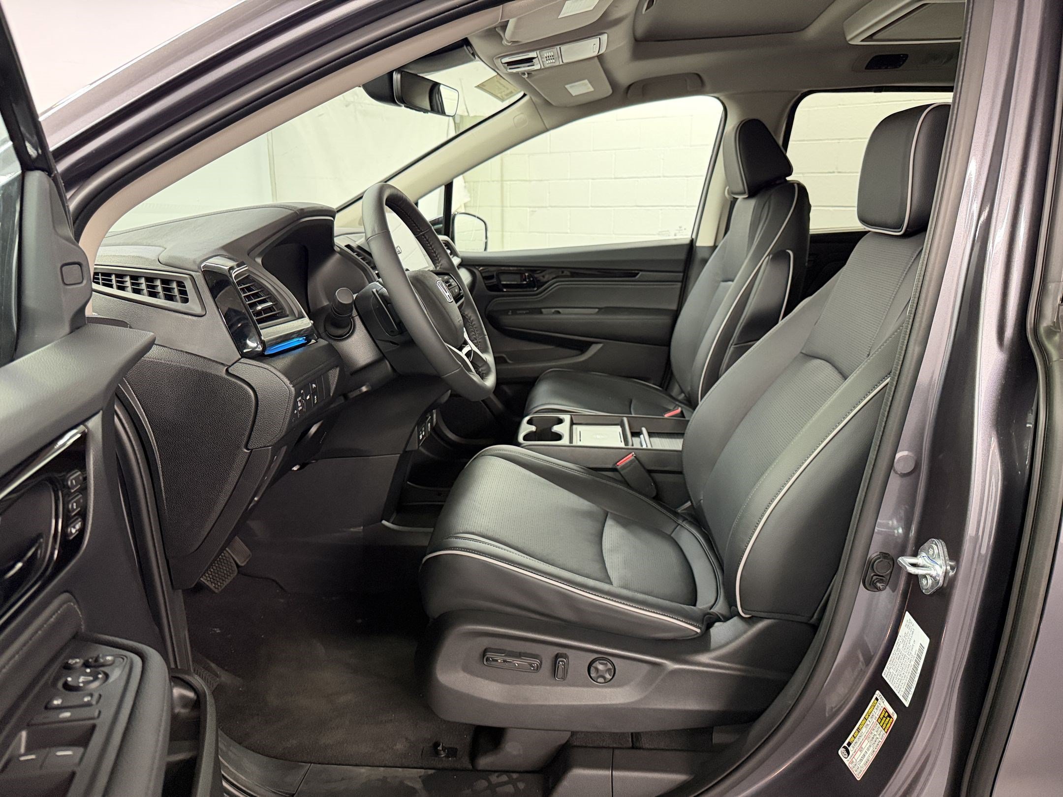 New 2027 Honda Odyssey Elite image 5