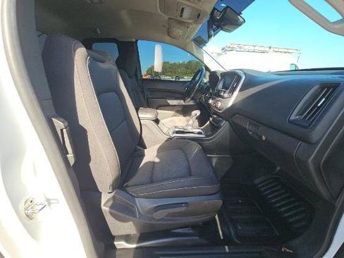 Used 2022 Chevrolet Colorado LT w/ Fleet Safety Package RWD image 21