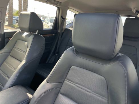 Used 2019 Honda CR-V Touring image 19
