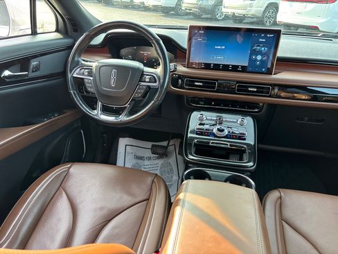 Used 2023 Lincoln Nautilus Reserve AWD/4WD image 30