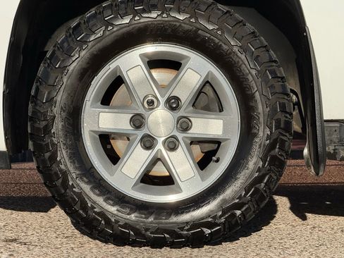 Used 2008 GMC Yukon SLT w/ SLT Preferred Equipment Group image 27