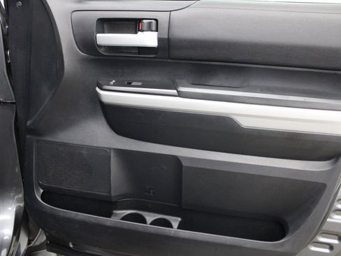 Used 2018 Toyota Tundra SR5 w/ SR5 Upgrade Package image 25