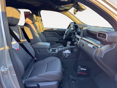 New 2025 Toyota Tacoma SR5 image 15