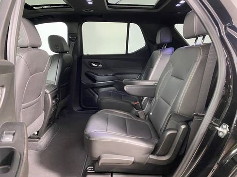 Certified 2023 Chevrolet Traverse LT w/ LT Premium Package image 30
