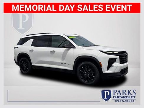 New 2026 Chevrolet Traverse LT w/ Midnight/Sport Edition FWD image 1