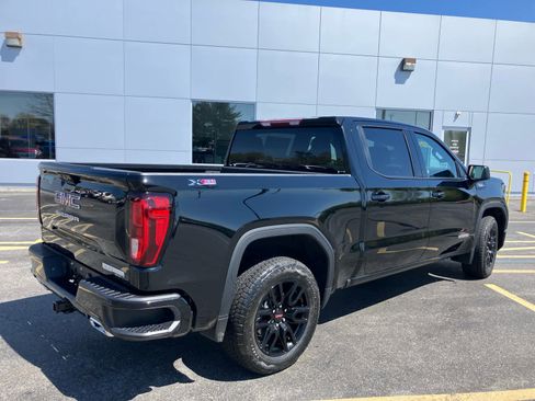 Used 2024 GMC Sierra 1500 Elevation w/ X31 Off-Road Package AWD/4WD image 4