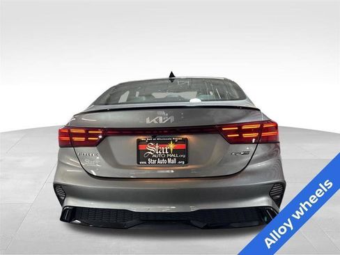 Used 2023 Kia Forte GT-Line w/ GT-Line Premium Package image 6