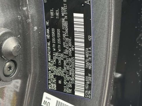 Used 2023 Toyota Highlander Limited image 16