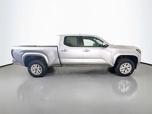 New 2026 Toyota Tacoma SR5 image 8