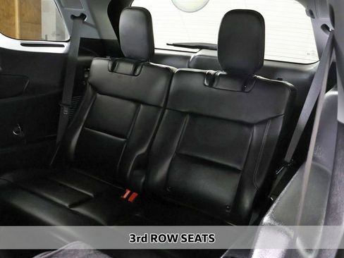 Used 2022 Ford Explorer Limited w/ Equipment Group 301A image 11