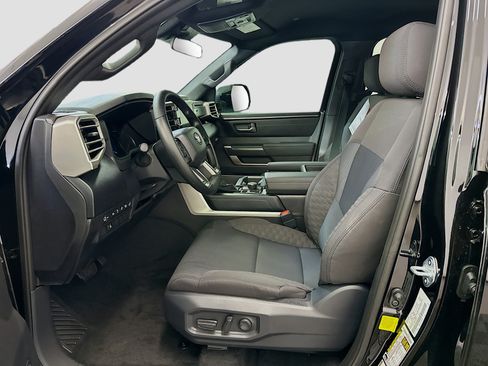 Used 2026 Toyota Tundra SR5 w/ SR5 Convenience Package AWD/4WD image 13