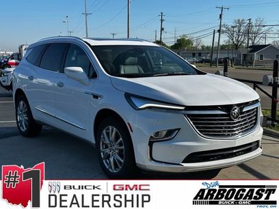Used 2024 Buick Enclave Essence w/ Experience Buick Package
