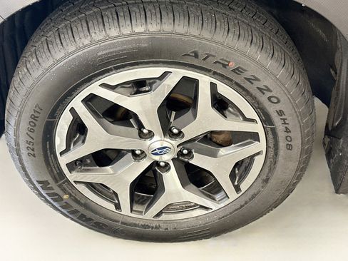 Used 2023 Subaru Forester Premium AWD/4WD image 35