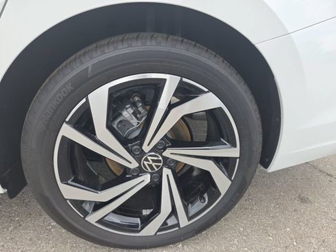 New 2026 Volkswagen Jetta SEL FWD image 14