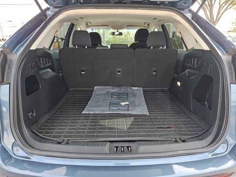 Used 2018 Ford Edge SEL w/ Class II Trailer Tow Package image 27