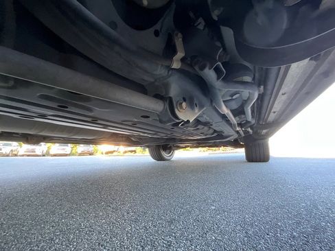 Used 2010 Lexus LX 570 4WD image 37