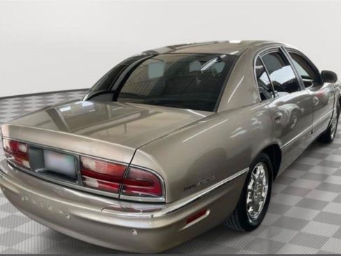 Used 2004 Buick Park Avenue w/ Prestige Feature Package FWD image 2