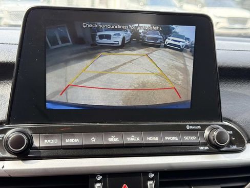 Used 2019 Kia Forte LXS FWD image 28