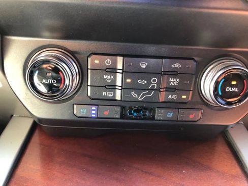 Used 2019 Ford F250 King Ranch w/ King Ranch Ultimate Package AWD/4WD image 31